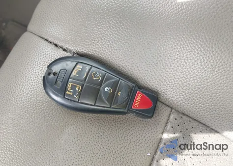 2012 Chrysler Town & Country Touring from USA, damaged, VIN 2C4RC1BG7CR172583